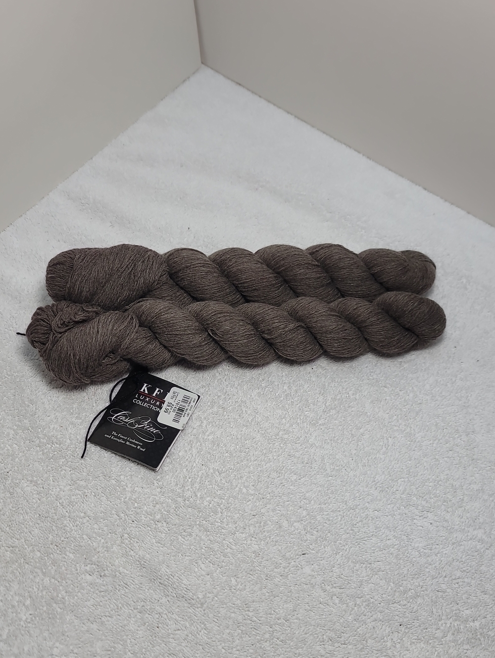 KFI Brown Yarn Skeins - Soft Merino/cashmere 2 Hanks NWT